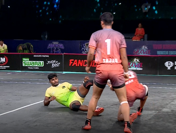 S Sanjeevi rattles Tadoba Tigers' defence