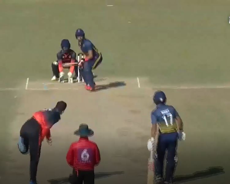 38 off 18! Sikandar Raza hits a blistering knock