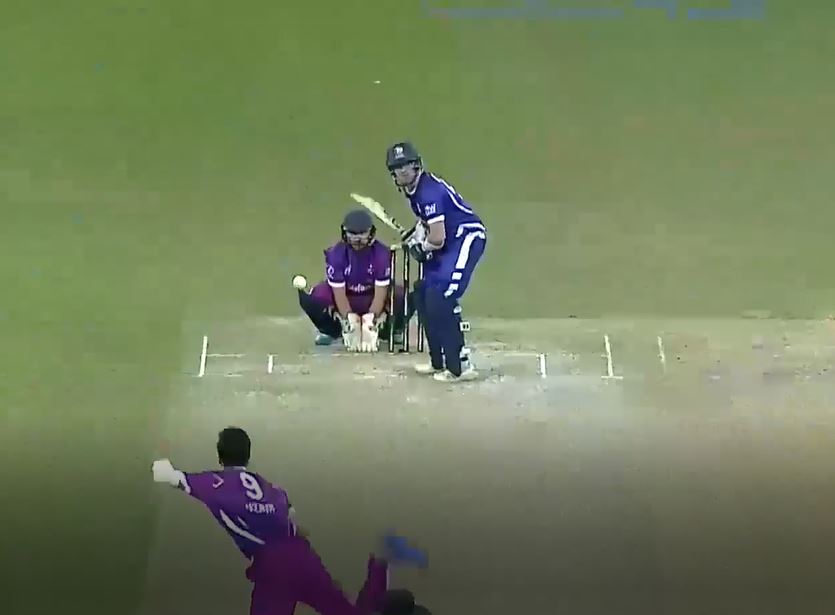 4 Fours, 3 Sixes! Panoli's blazing 54 gives Dubai a great start