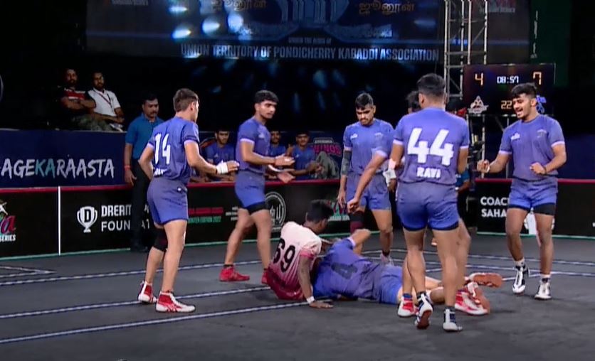 Shobhit Bhati's brilliant defence against Veers