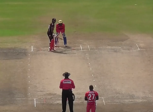 242 STRIKE RATE! Sunil Narine's blistering 34-run knock