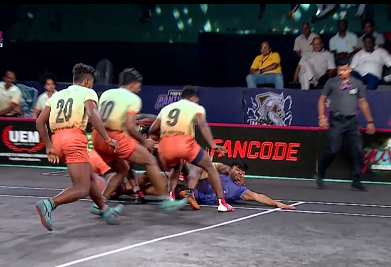 Shivam Thakur's super raid steals the show