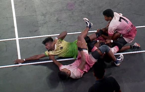 Sanjeevi's phenomenal raid boggles Veers' defenders