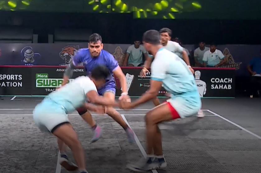 Vikash Kumar's valiant tackles inspire Pride's fightback