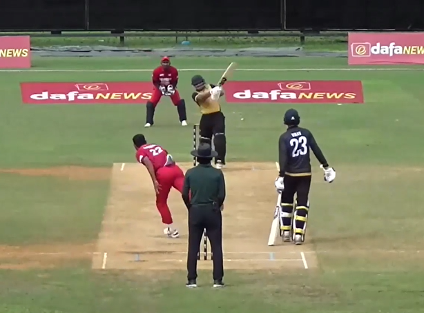 Zubaidi Zulkifle smashes 65 off 38