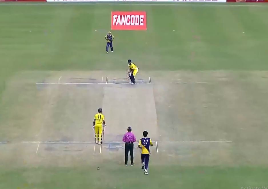 Last Over Thriller! Thunders beat Giants by six wickets