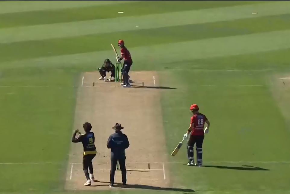Cam Fletcher's valiant 55 off 38 wins it for Kings