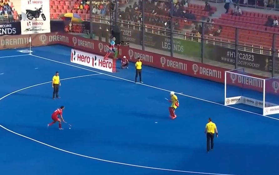 Wales edge past France 2-1 in a jaw-dropping shootout