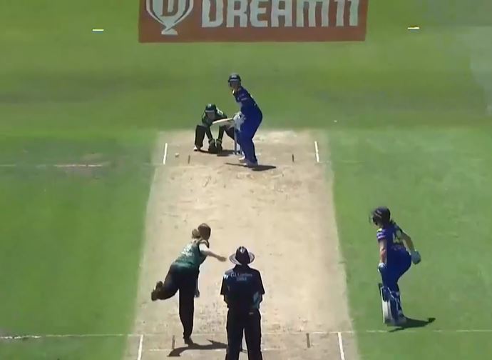 Otago Sparks reign over Central Hinds to win by 6 wickets
