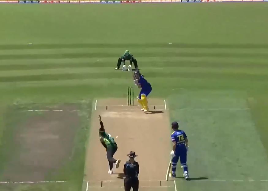 Dean Foxcroft's classy 66 off 49 guides Volts' innings