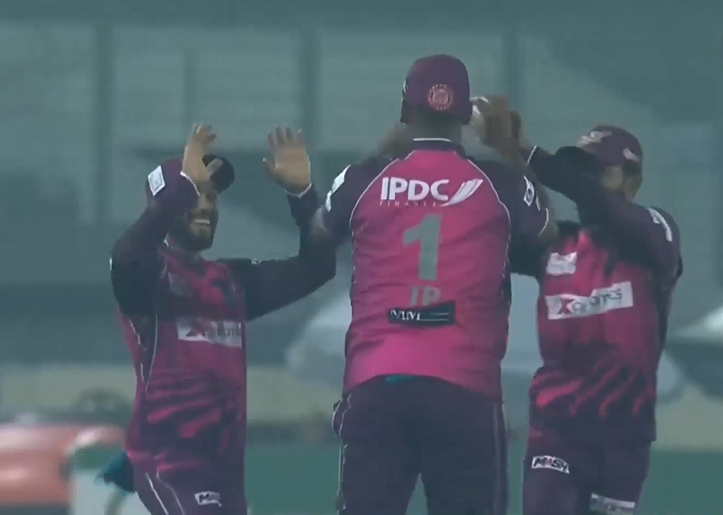 Strikers thump Dominators by 62 runs for fourth consecutive victory
