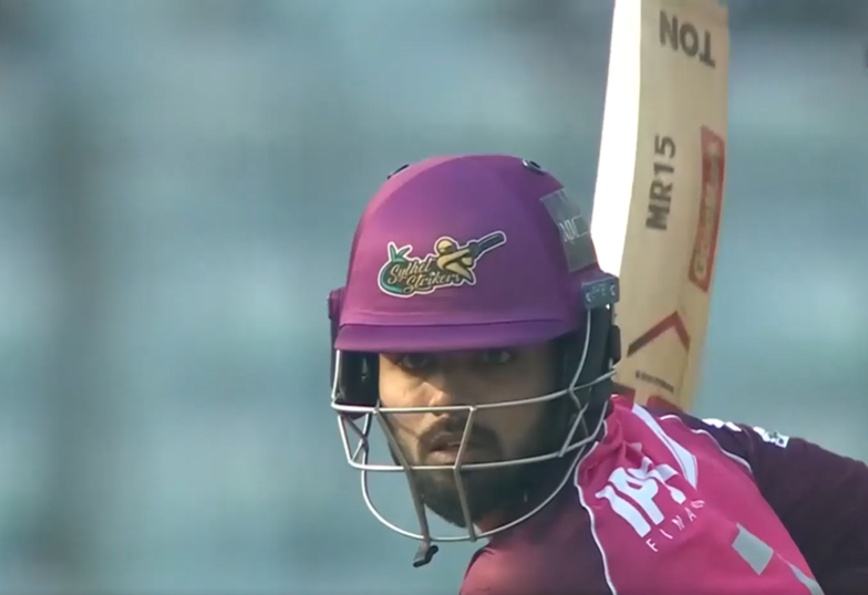 4 Sixes, 3 Fours! Towhid Hridoy's sturdy 56 anchors Sylhet