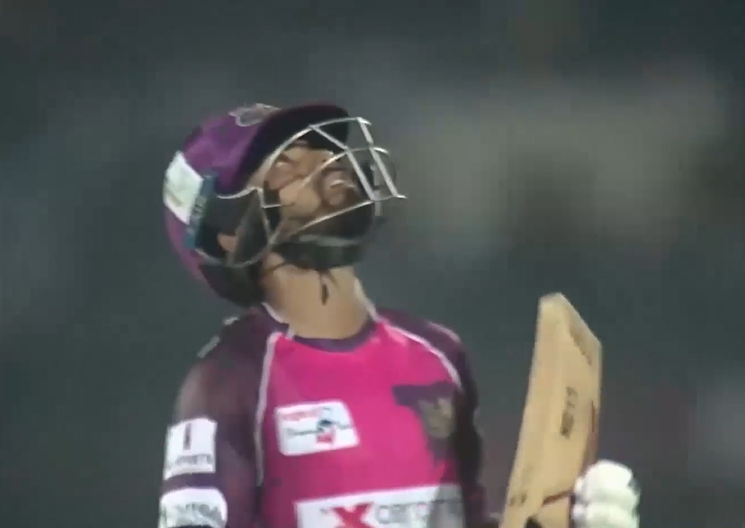 74 off 49! Towhid Hridoy gives a solid start to Strikers