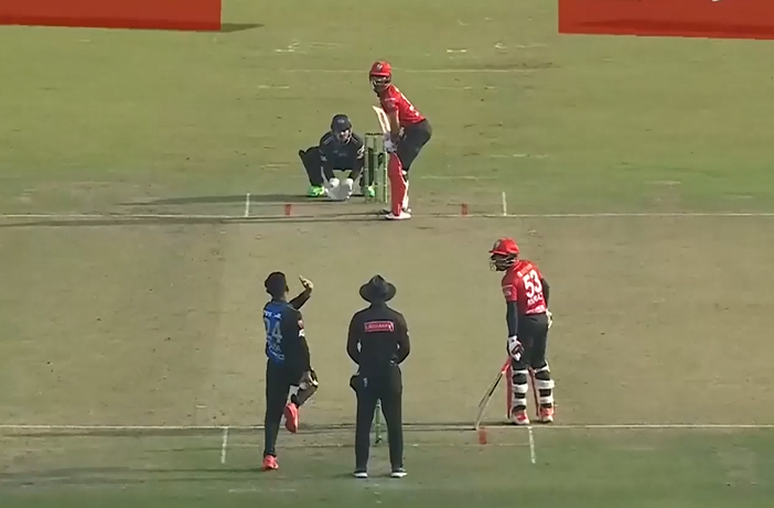 Five 4s, 2 sixes! Ibrahim Zadran's match-winning 52 off 41