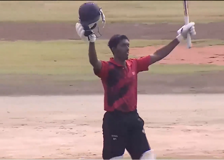 106* off 56! Mithul Raj enjoys a day out with 17 fours, 2 sixes