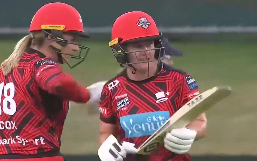 Kate's 92* helps Magicians put up a defendable total