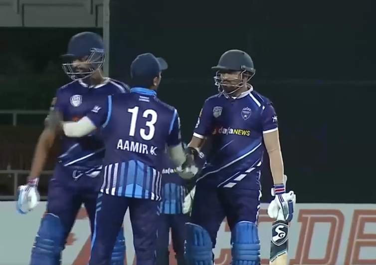 All-round Amerat Royals beat Khuwair Warriors by 6 wickets
