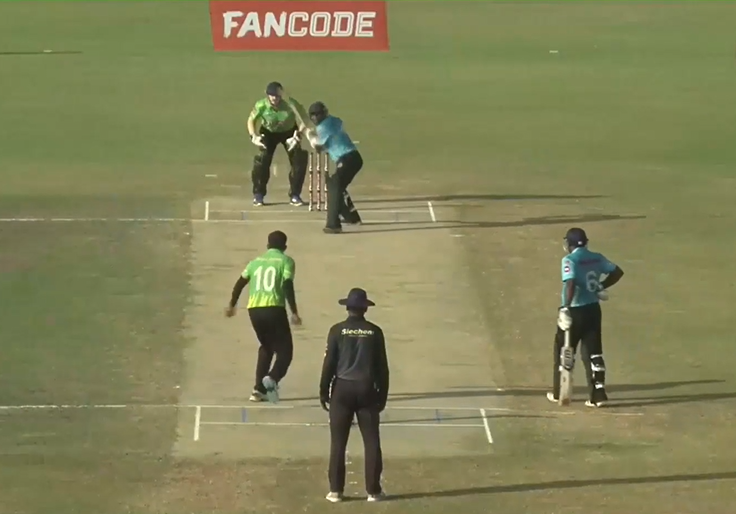 90 off 65 with 8 fours, 4 sixes! Raja at his attacking best