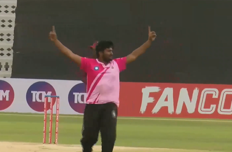 Satish Yadav's 4-fer destroys Kancheepuram batters