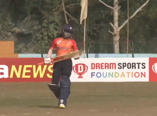 Shiuli Chakraborty's swashbuckling knock of 50