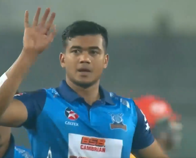 4-fer! Taskin Ahmed guides Dhaka Dominators home