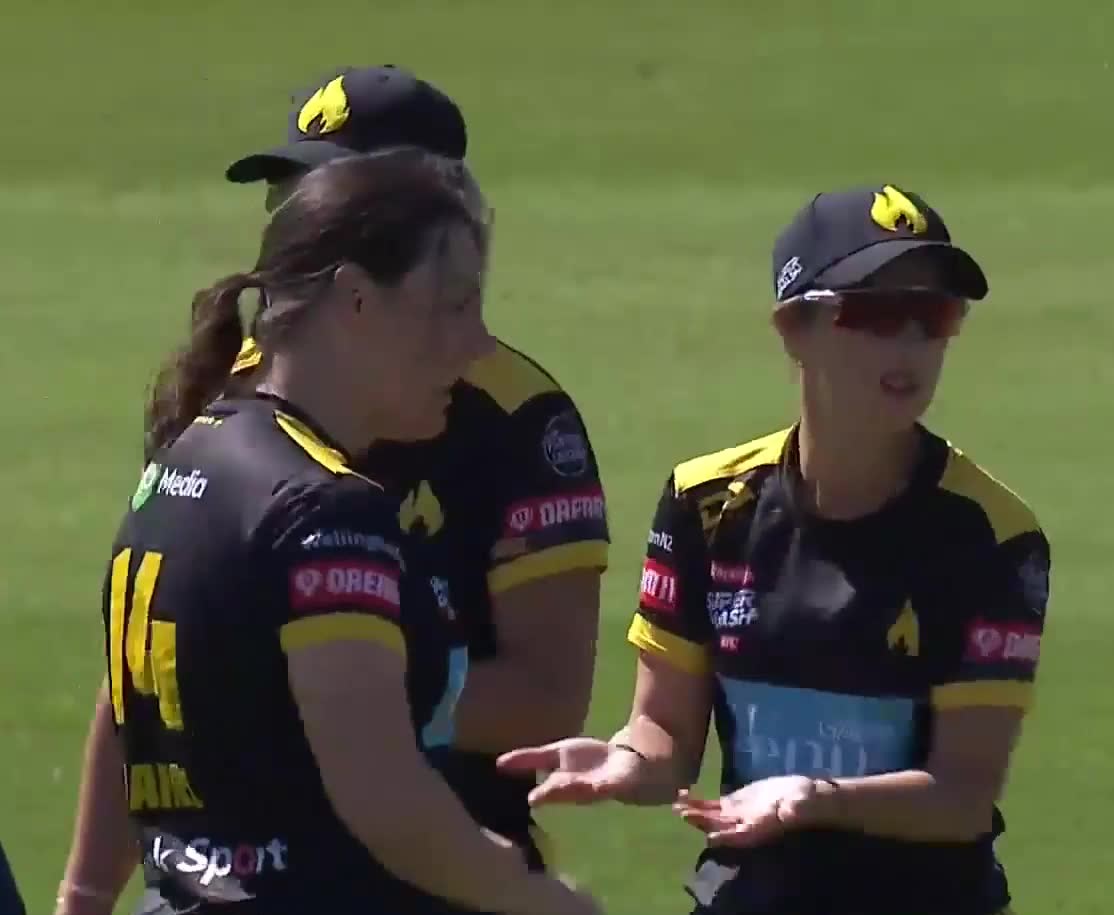 Table toppers Blaze beat Sparks by eight wickets, continue defeatless streak