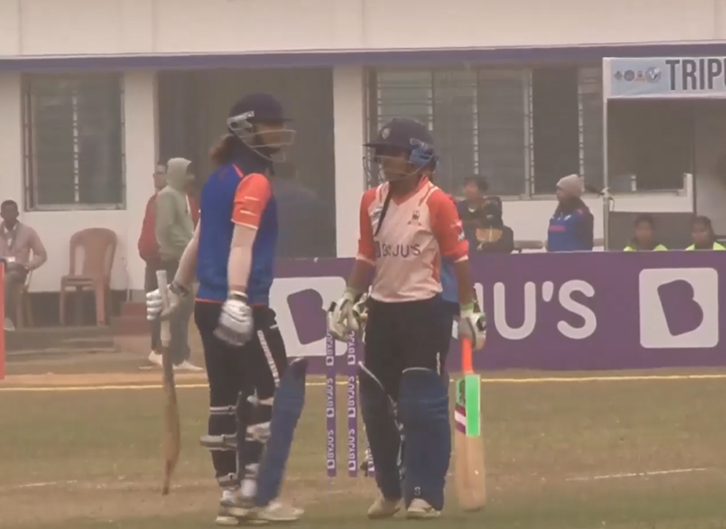 Mouchaity Debnath plays a quickfire cameo with 41 of 23 balls