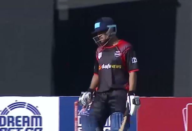 Rizwan's heroic 55 gives brisk start to Royals