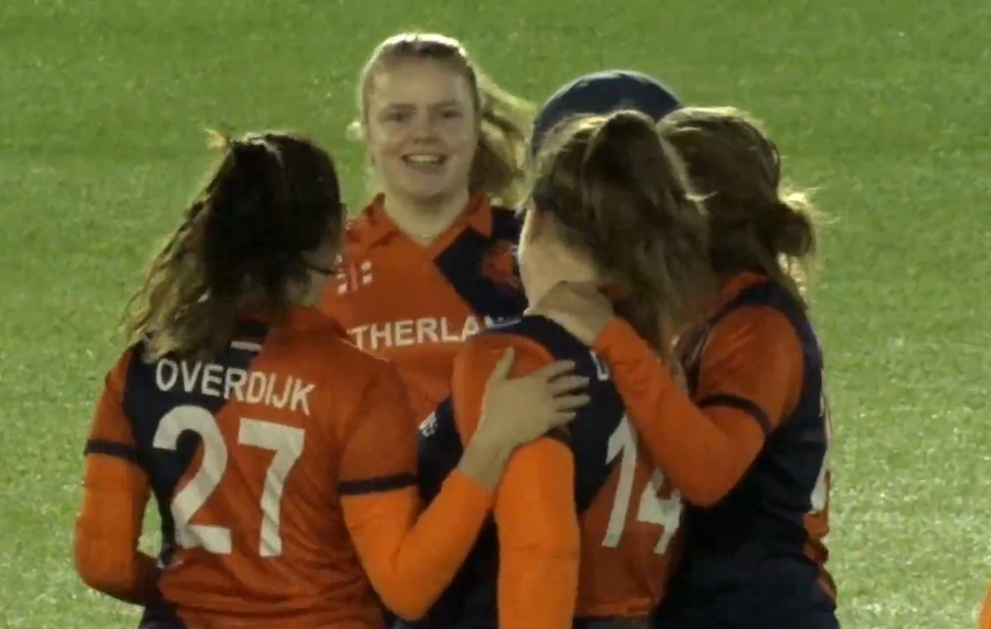 All-round efforts by Netherlands steal 21-run win against Italy