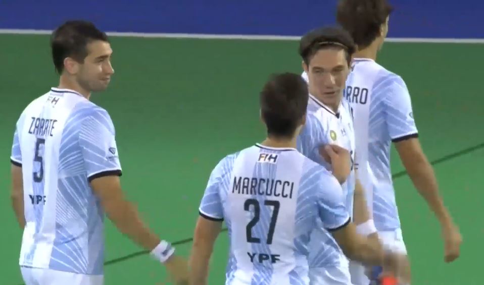 Argentina beat a resilient Australia side on penalties