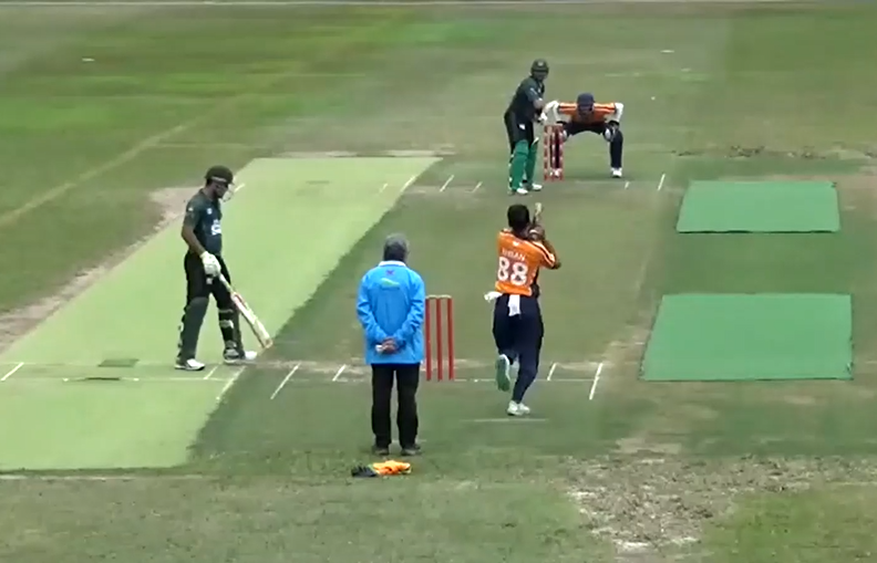 Ehsan Khan's 3-fer puts DLSW on frontfoot