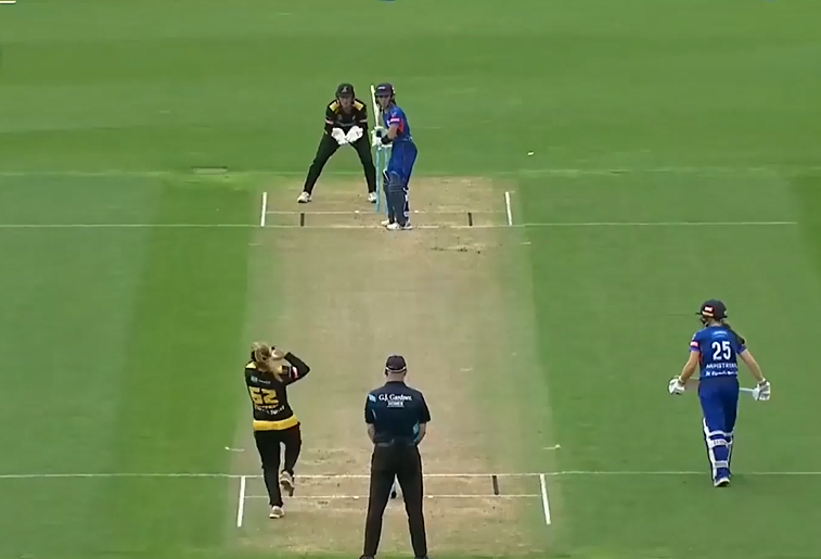 Leigh Kasperek's 3-fer gets the better of Auckland batters