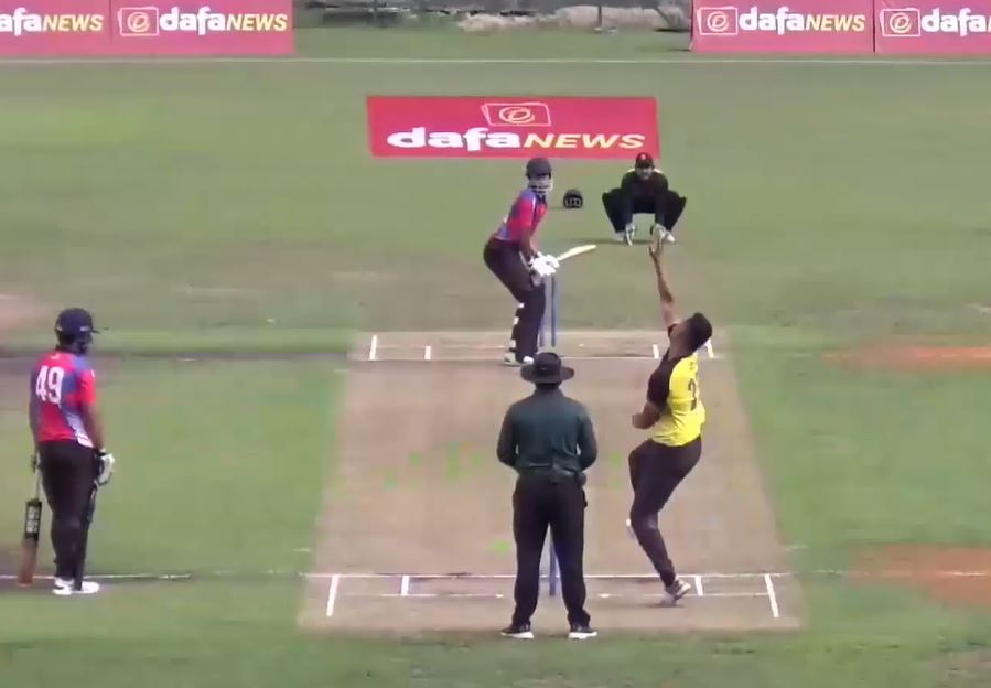 Hassan Masood stands tall with gritty 52