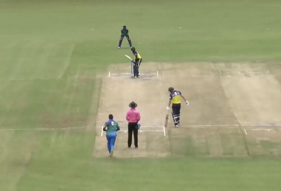 Ernest Masuku haunts Lions with 3/38