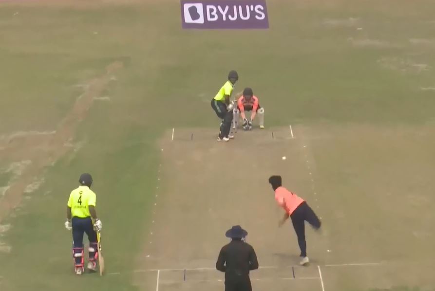 Sibsankar Roy plays a swashbuckling 57 off 38