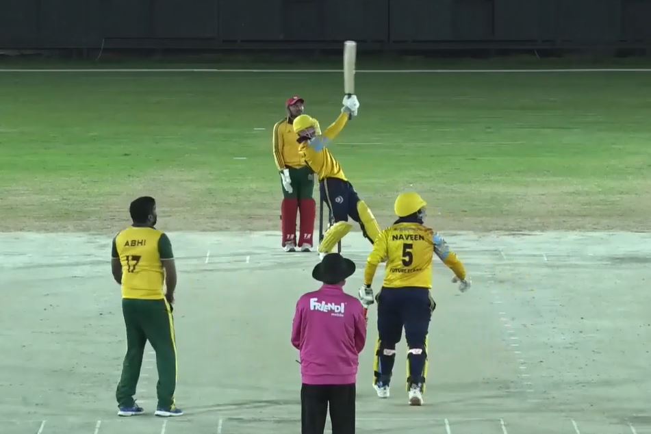 666466! Umar Abdullah smashes Kannan Sadasivan all over the park