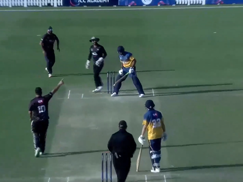 Three wickets in 1.5 overs! Amjad Gul is on a roll