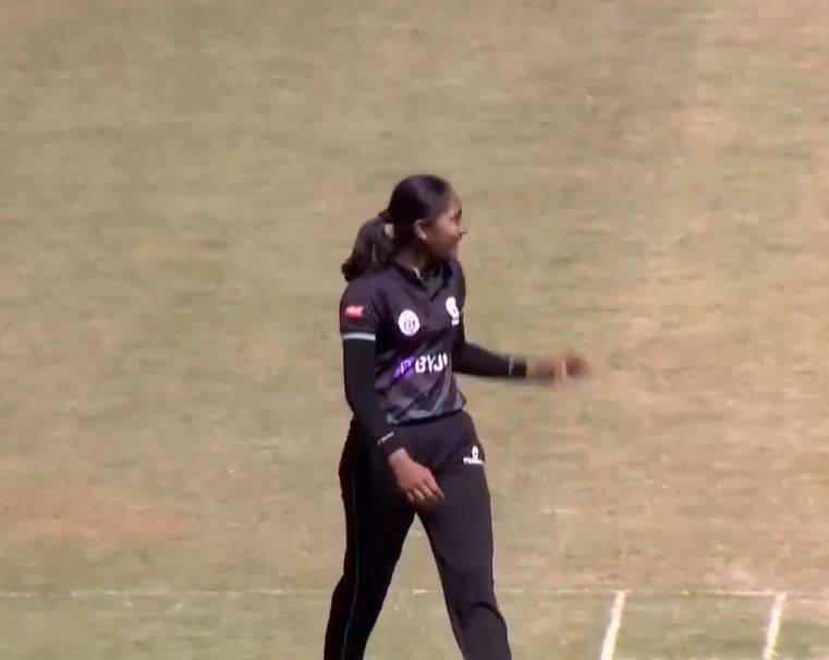 4 for 18! Arya Mehta dooms Believers' chase