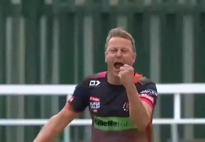 Wagner's 3-fer puts Volts on the backfoot