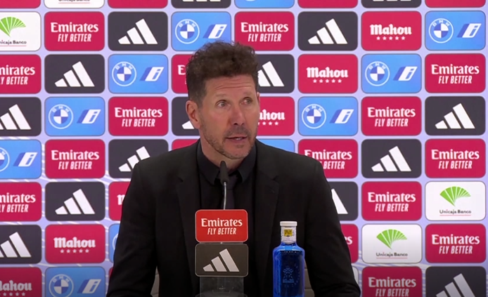 Simeone defends Correra over red card in Madrid derby