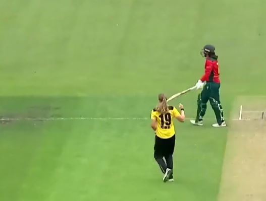 Ashlee King rattles Tasmania with her 3-fer