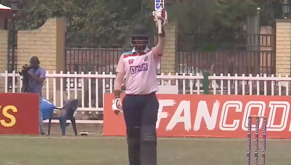 55 off 34! Gutsy Reshab Dipak gets 91 Yards into top gear