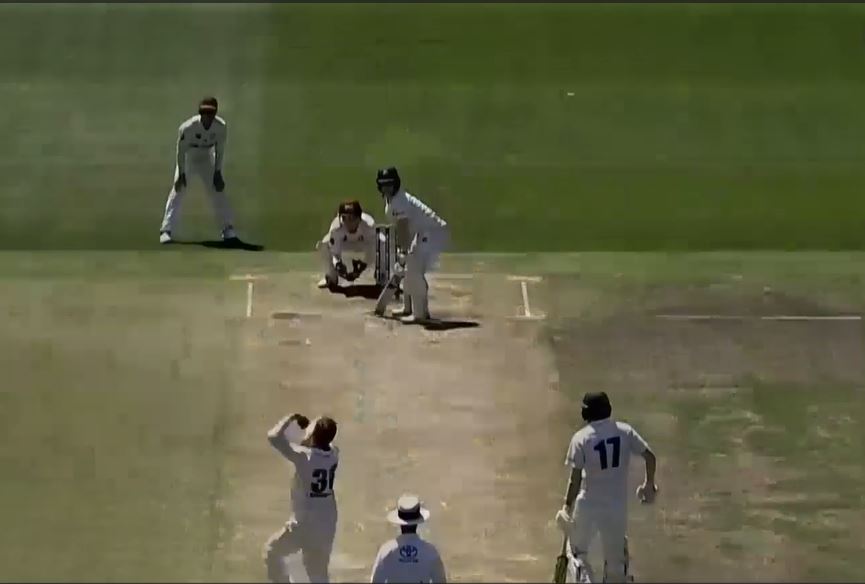 Day 3: Queensland need 285 runs to win with eight wickets in hand