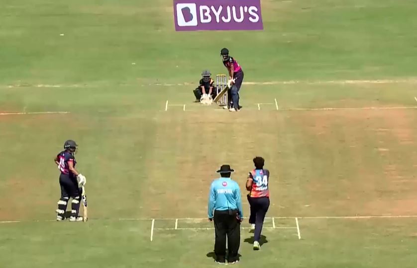 Avengers sail past Rival's by seven wickets