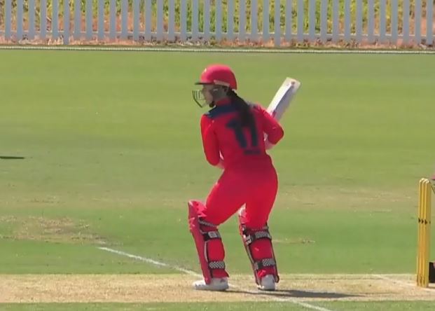 Courtney Webb's valiant 74 powers Scorpions to 234