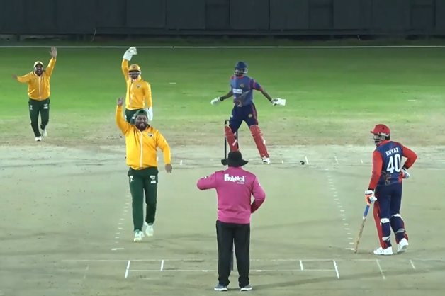 4 for 13! Adnan Idrees dismantles Ceylinco