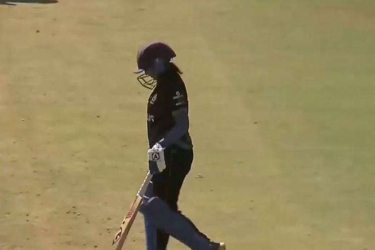 73 off 53! Nancy Patel sparkles in Bravers' chase