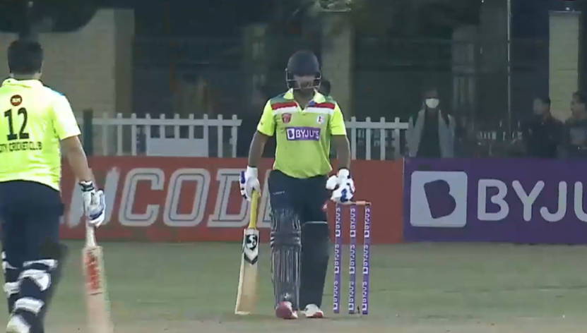 Sibsankar Roy's blazing 64 guides City Cricket to 204