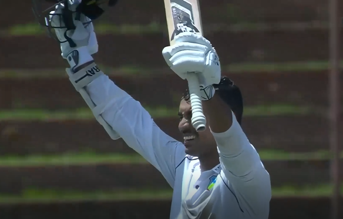 Chanderpaul's valiant 207* sets up WI for a big one