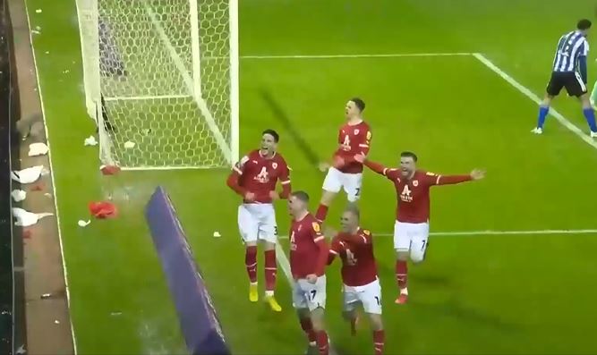 Upbeat Barnsley outgun Sheffield Wednesday 4-2